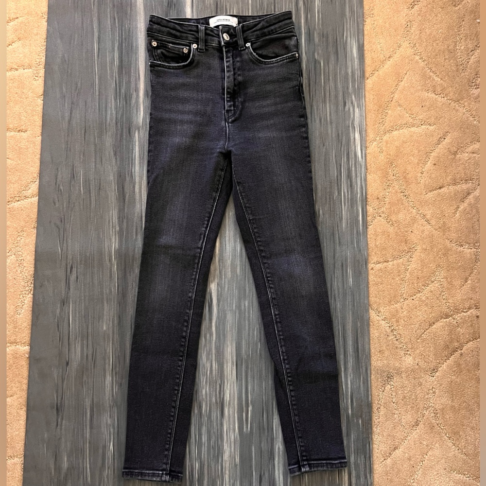 ZARA Woman Premium Denim Collection Skinny Jeans – Size 26 (EUR 36 / USA 4)